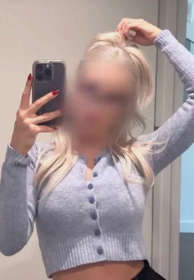 Jette, 25