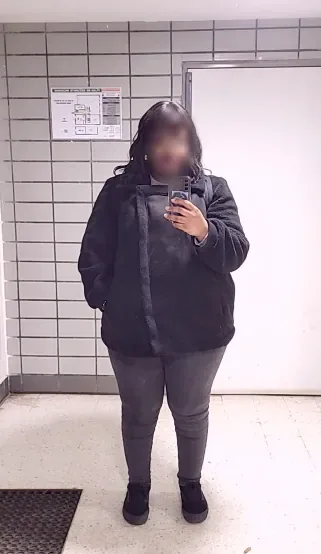 Juliane, 35