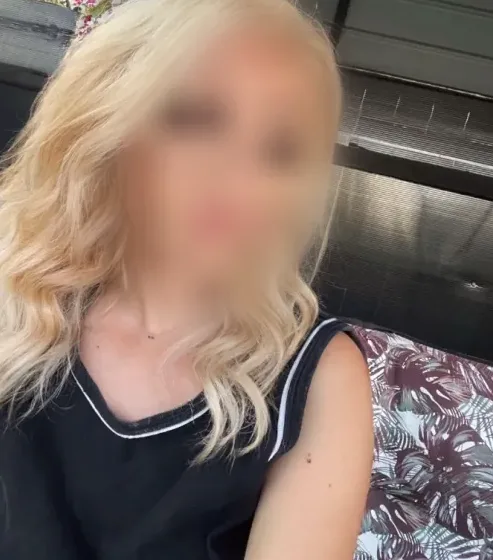 Lena, 30