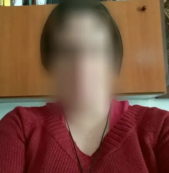 Pauline, 40