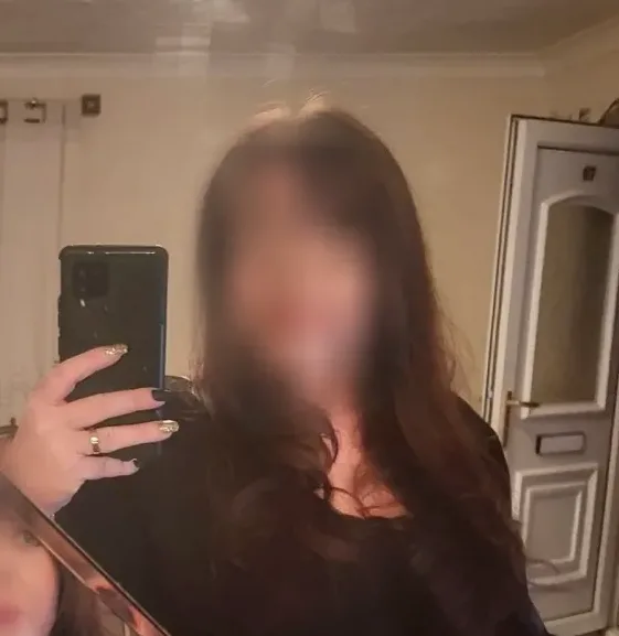 Sandra, 36