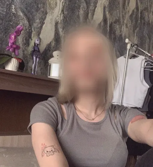 Sonja, 19
